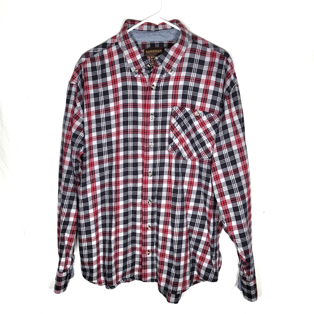XL red plaid flannel men's longsleeve button down shirt casual